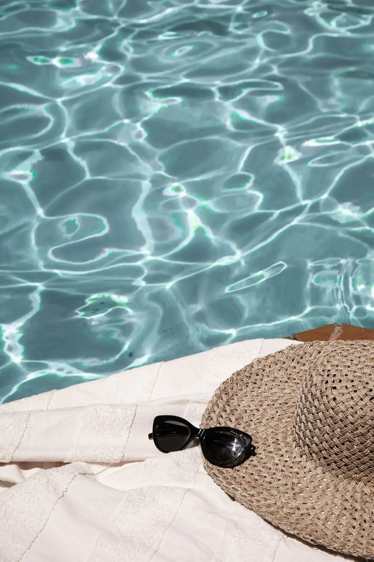 Piscine luxueuse - Identité olfactive pour hôtels et spas